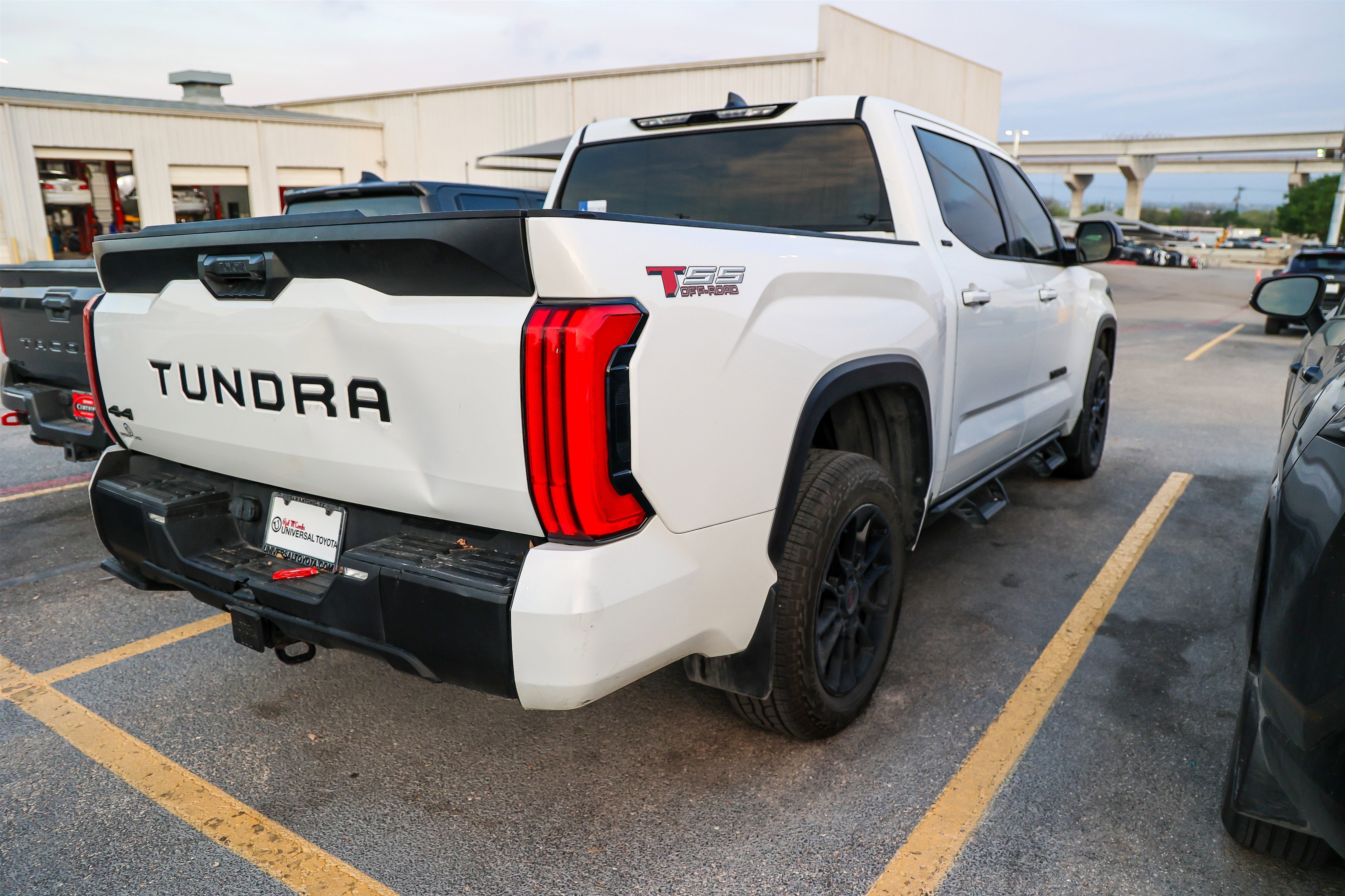 Used 2024 Toyota Tundra SR5 w/ SR5 Premium Package AWD/4WD image 8