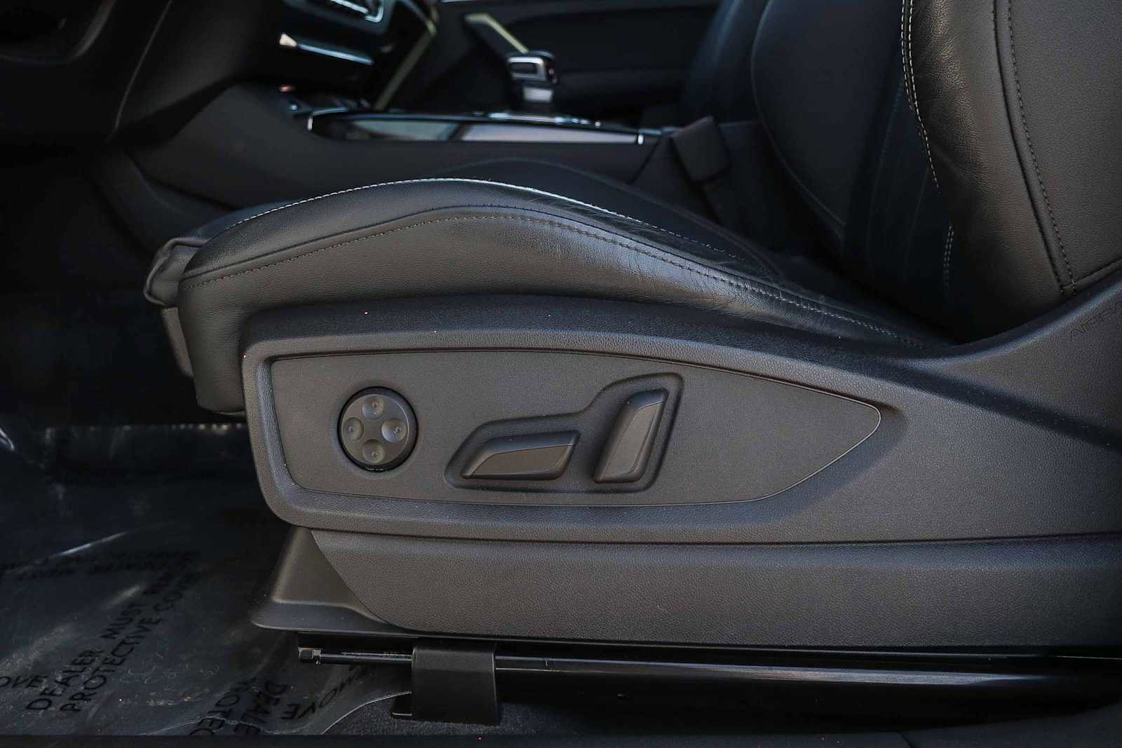 Used 2023 Audi Q5 e Premium w/ Convenience Package image 27