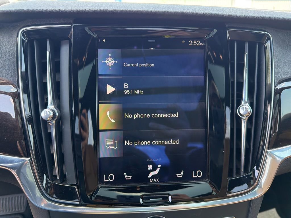 Used 2018 Volvo S90 T5 Momentum w/ Convenience Package image 17