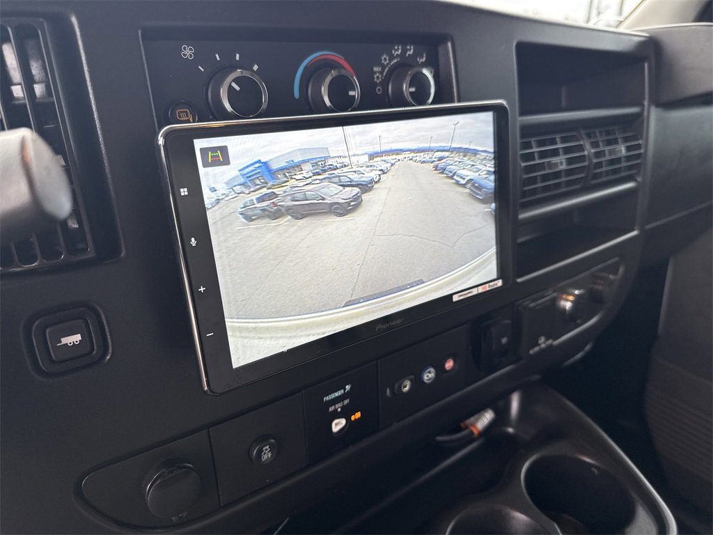 Used 2023 Chevrolet Express 3500 w/ Power Convenience Package image 15