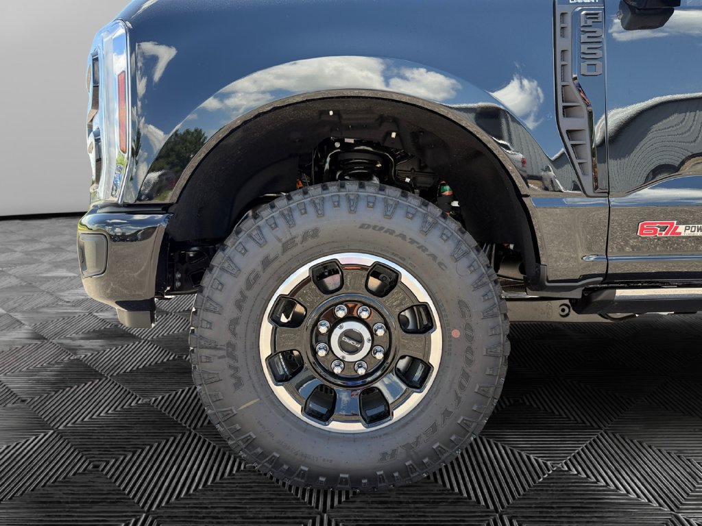 New 2026 Ford F250 Lariat w/ Tremor Off-Road Package AWD/4WD image 14