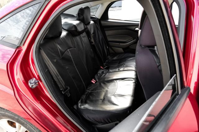Used 2013 Ford Focus SE image 30