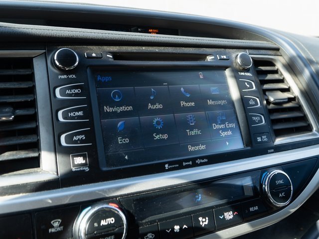 Used 2019 Toyota Highlander Limited Platinum image 26