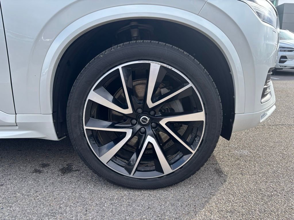 Used 2021 Volvo XC90 T6 Momentum w/ Protection Package Premier image 35