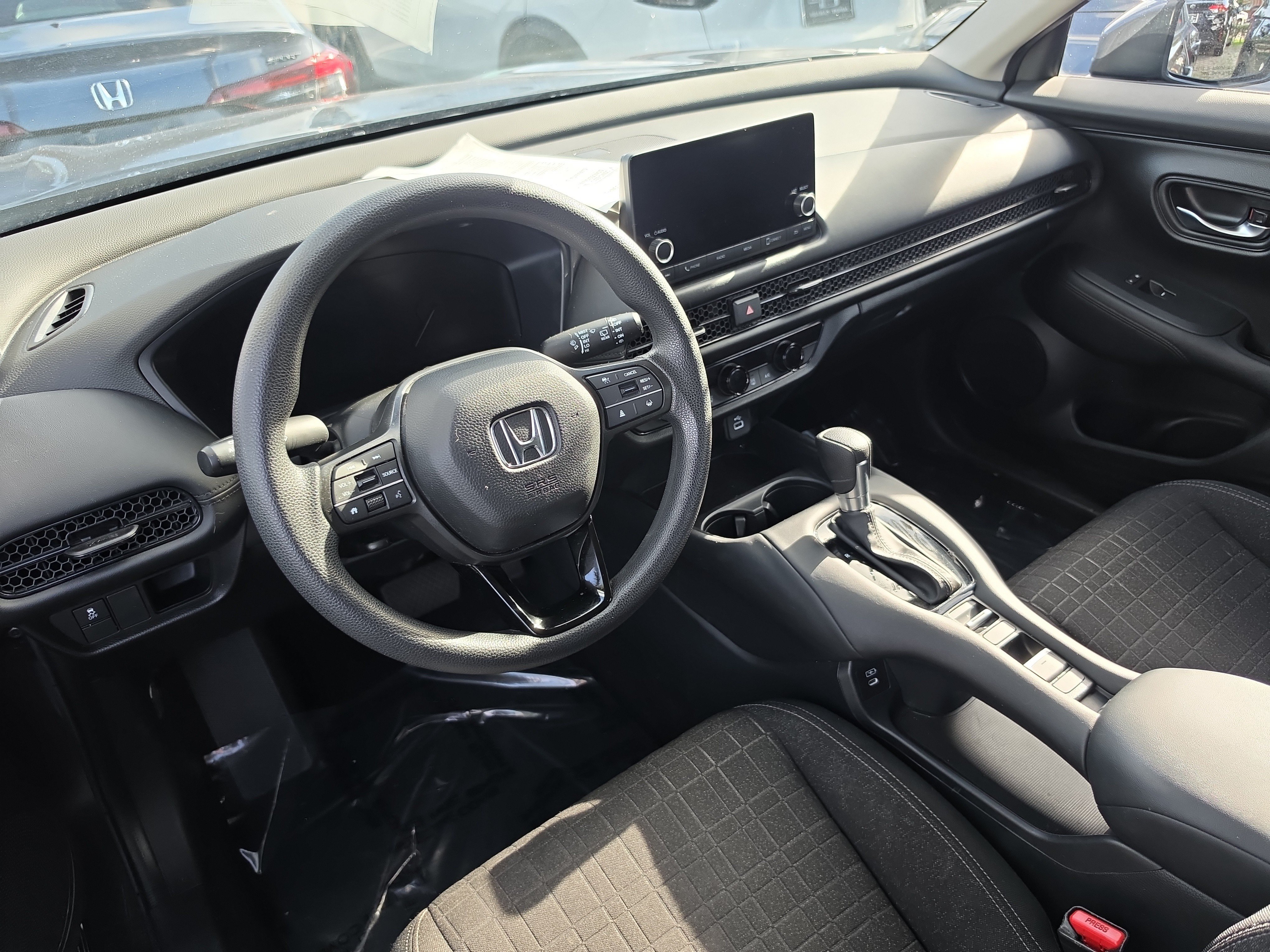 Certified 2024 Honda HR-V LX image 14