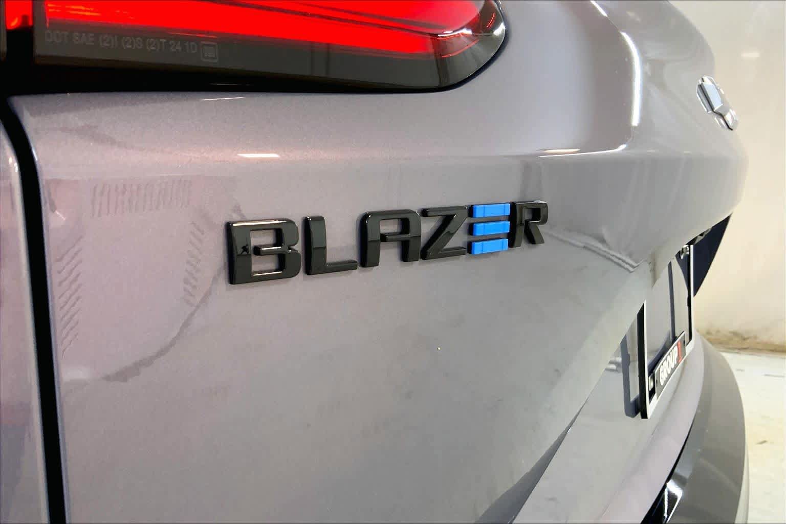 Used 2024 Chevrolet Blazer EV RS AWD/4WD image 29