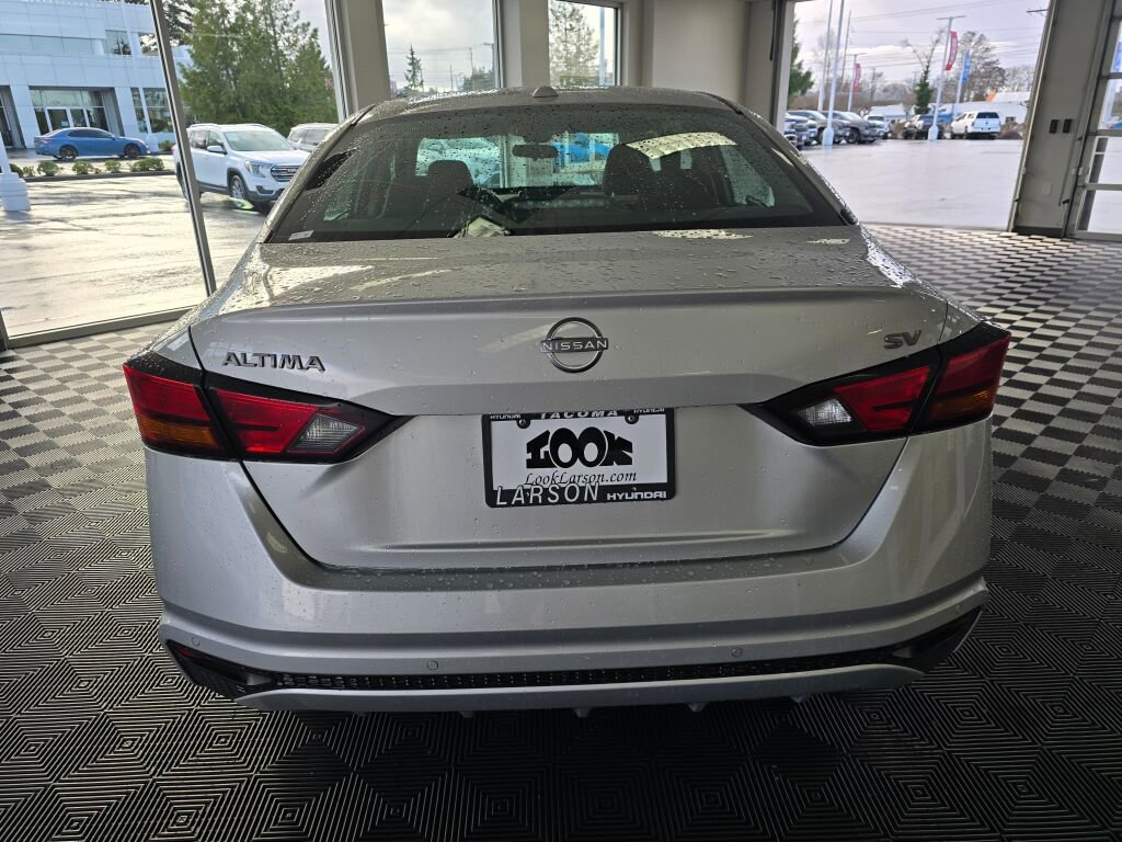 Used 2023 Nissan Altima 2.5 SV image 6