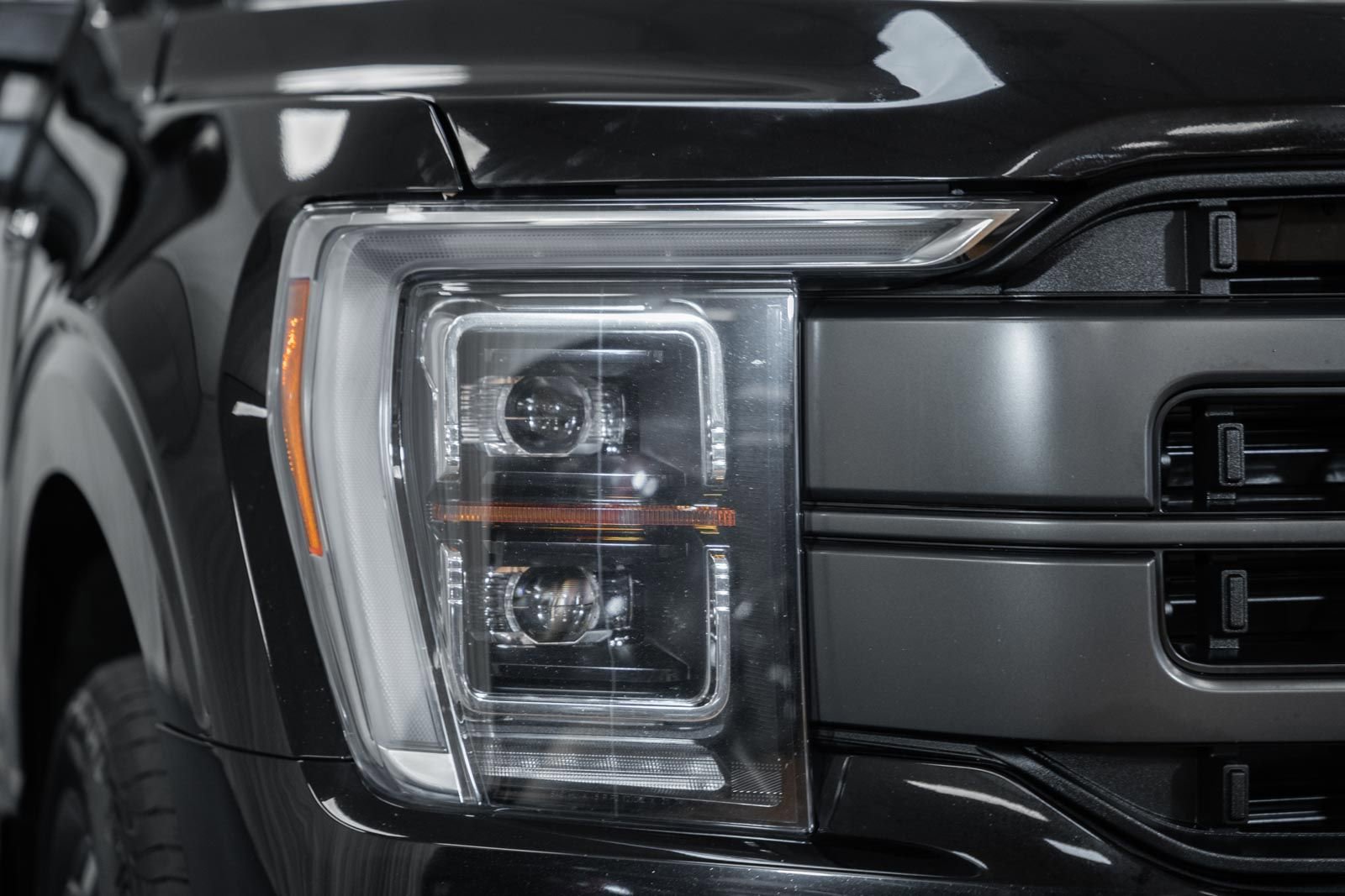 Used 2023 Ford F150 Lariat w/ Equipment Group 502A High image 15