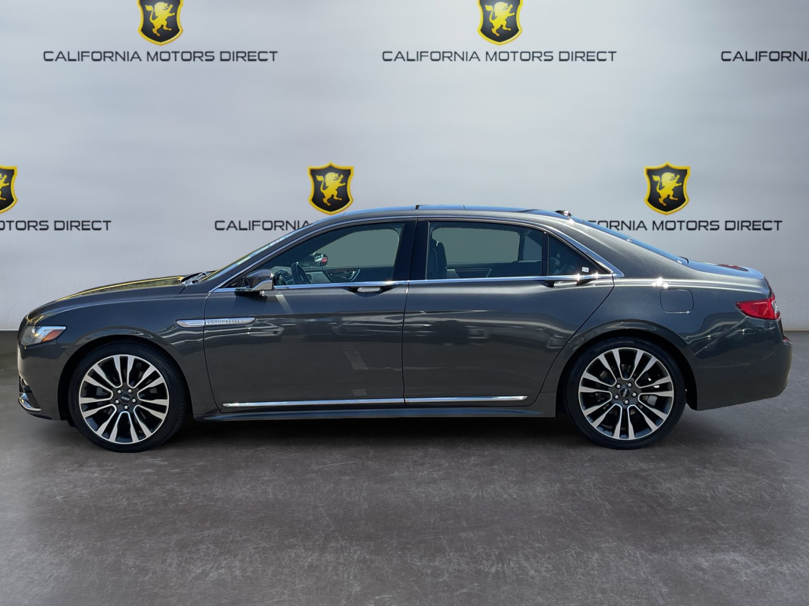 Used 2020 Lincoln Continental Reserve w/ Luxury Package FWD image 8