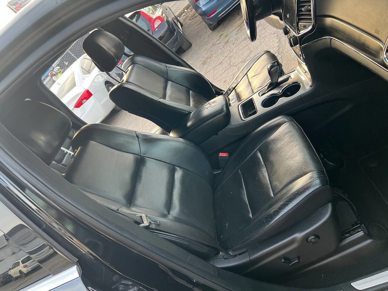 Used 2020 Jeep Grand Cherokee Limited w/ Luxury Group II image 19