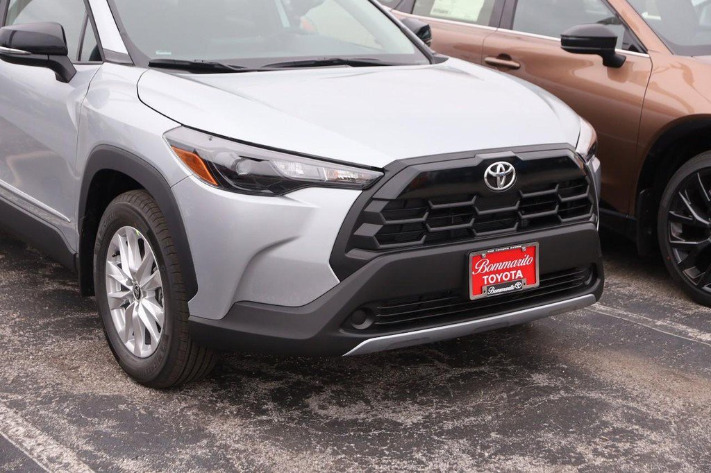 New 2026 Toyota Corolla Cross LE AWD/4WD image 2