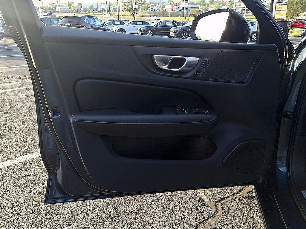 Used 2024 Volvo S60 B5 Plus AWD/4WD image 12