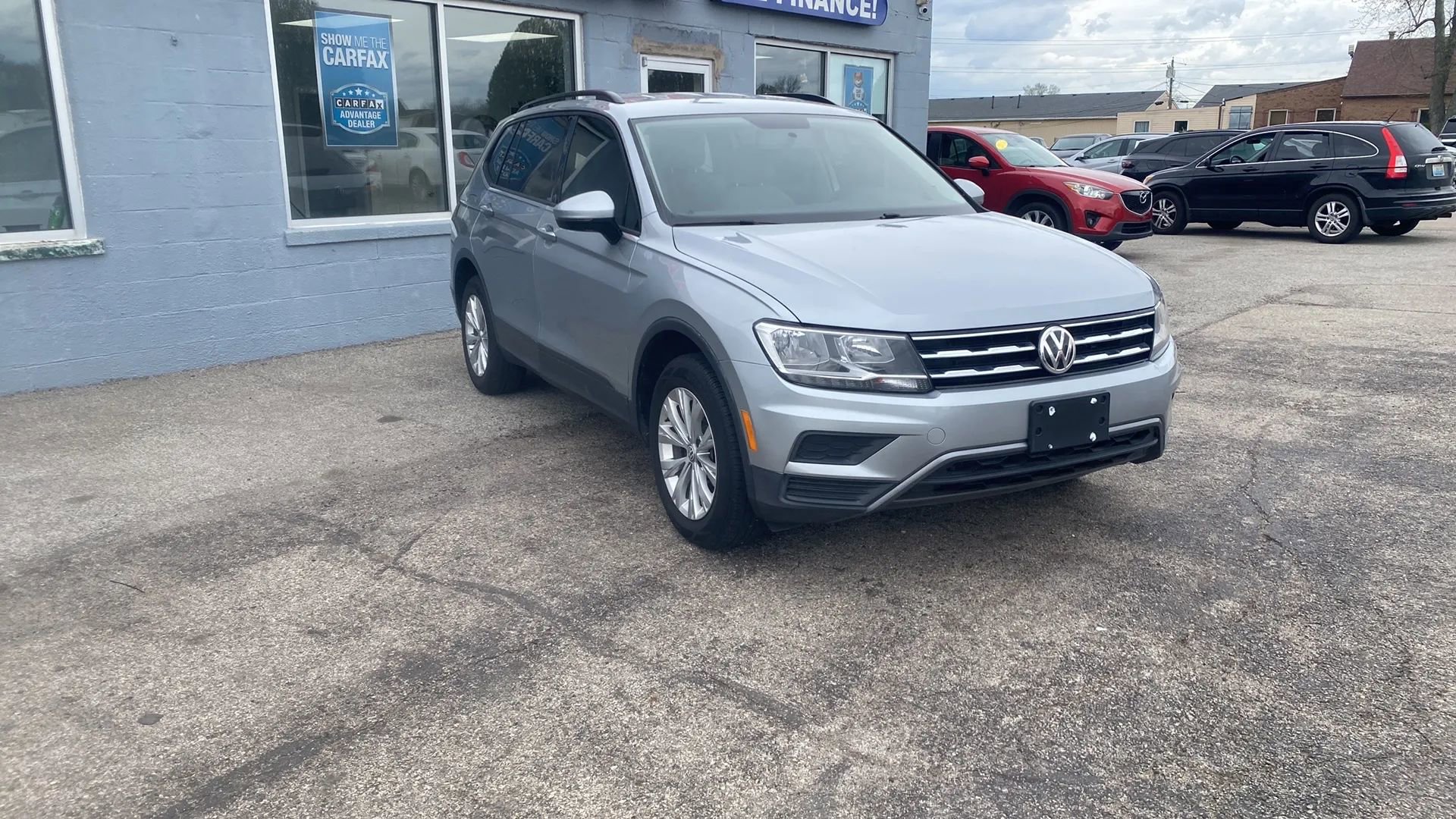 Used 2019 Volkswagen Tiguan S image 3