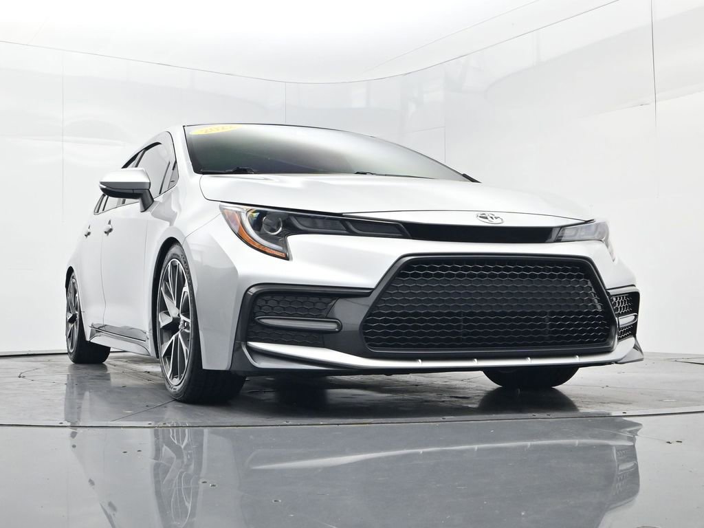 Used 2022 Toyota Corolla SE image 36