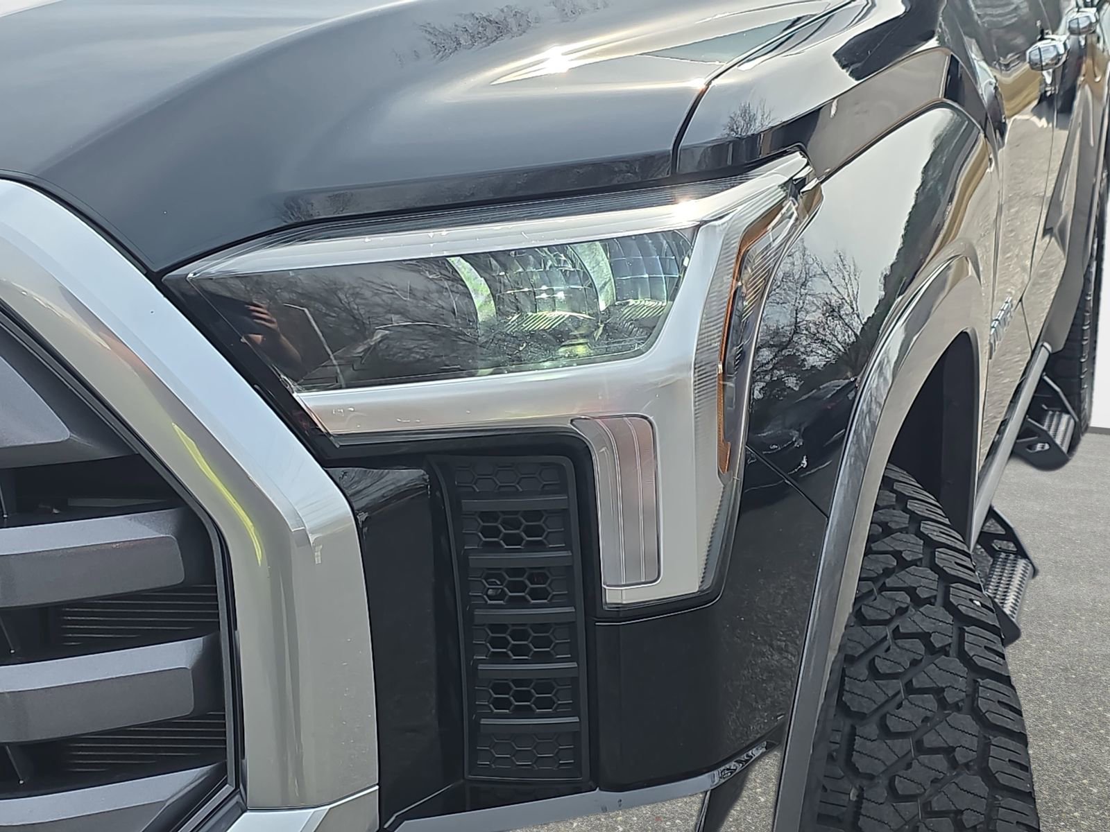 Used 2023 Toyota Tundra Limited image 29