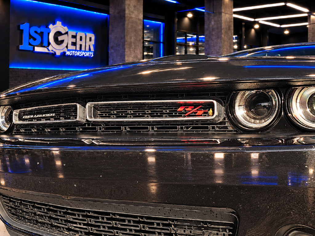 Used 2015 Dodge Challenger R/T w/ Quick Order Package 28B R/T RWD image 14