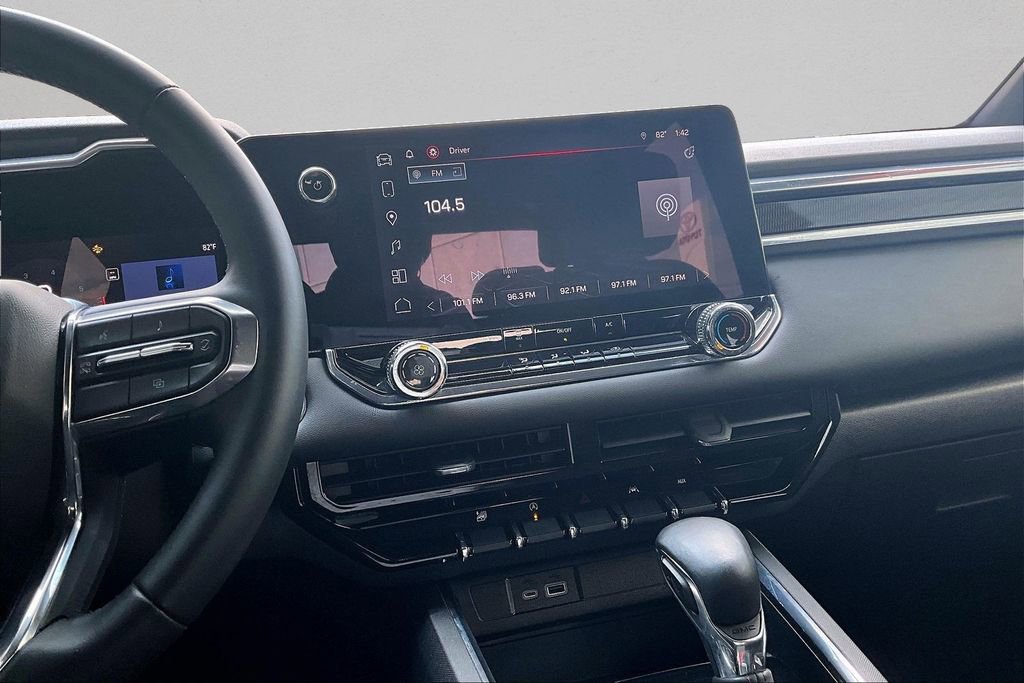 Used 2024 GMC Canyon Elevation w/ Trailering Package image 9