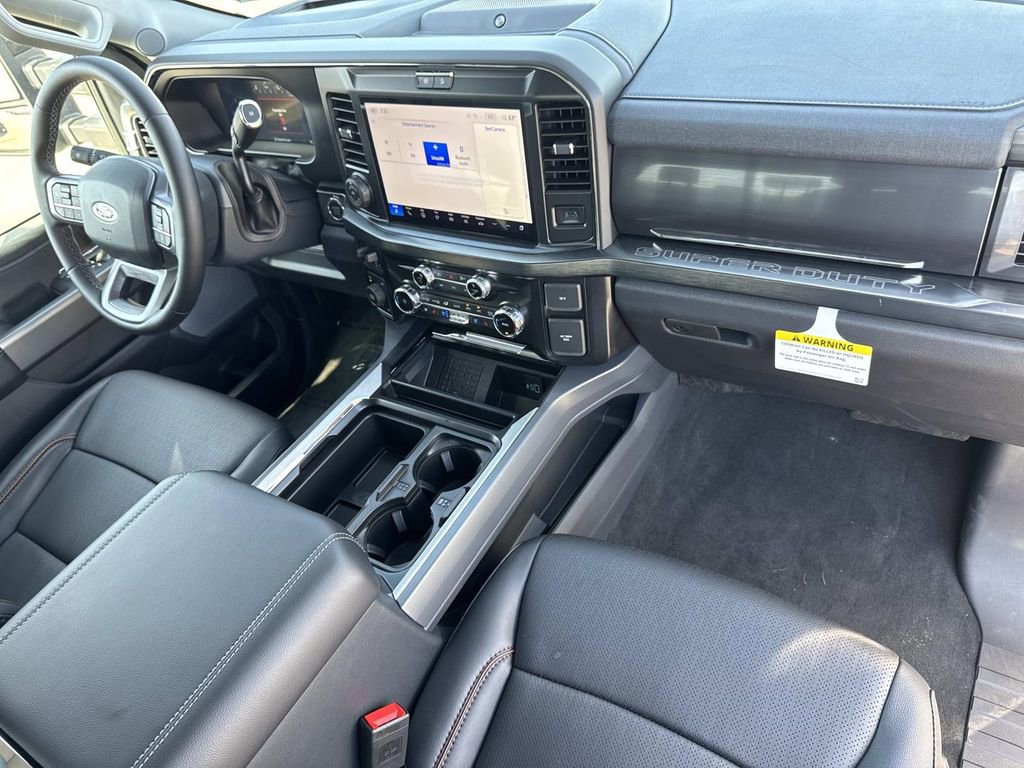 New 2025 Ford F350 Lariat w/ Lariat Ultimate Package image 29