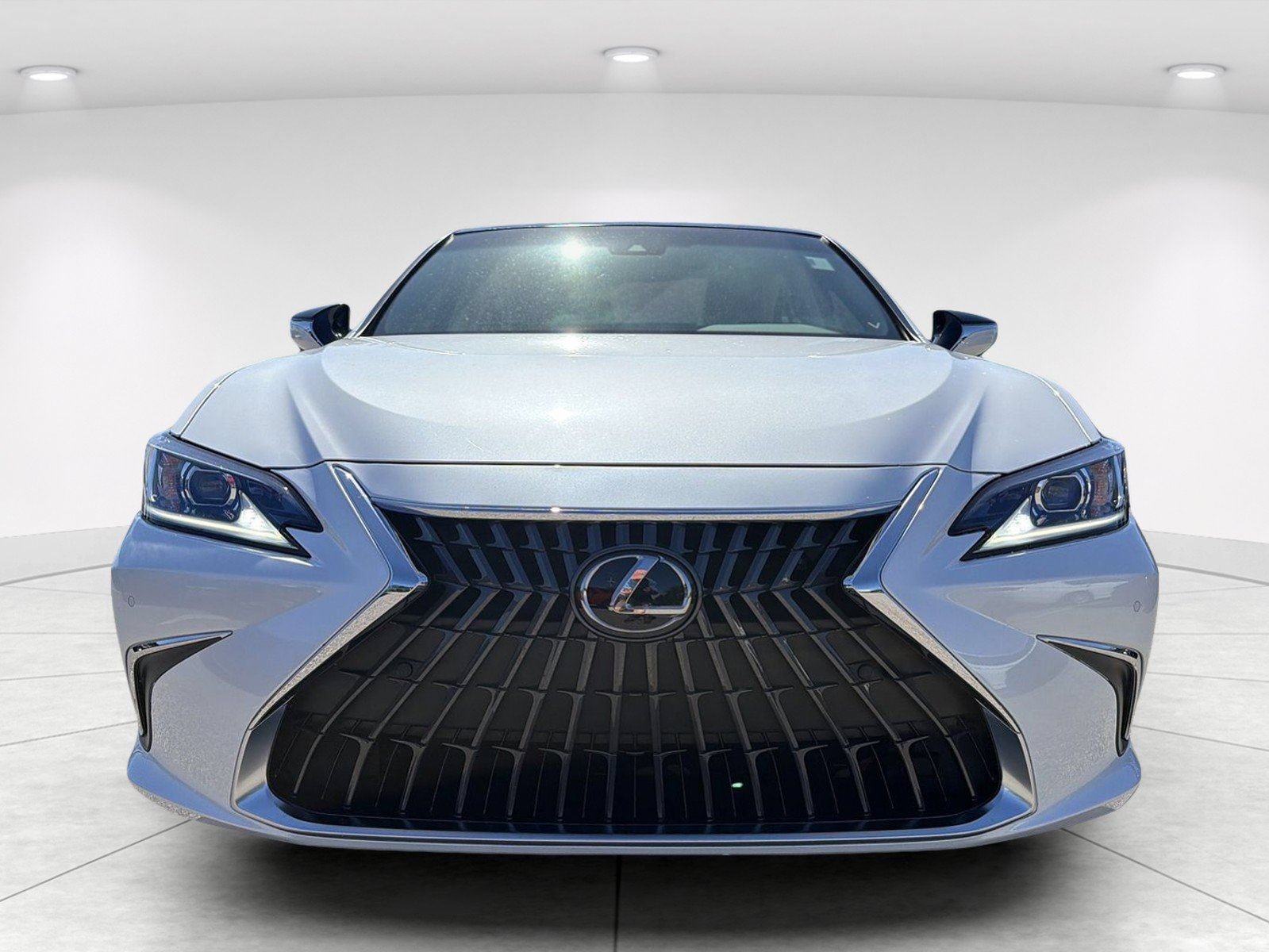 Used 2023 Lexus ES 350 w/ Premium Package FWD image 2