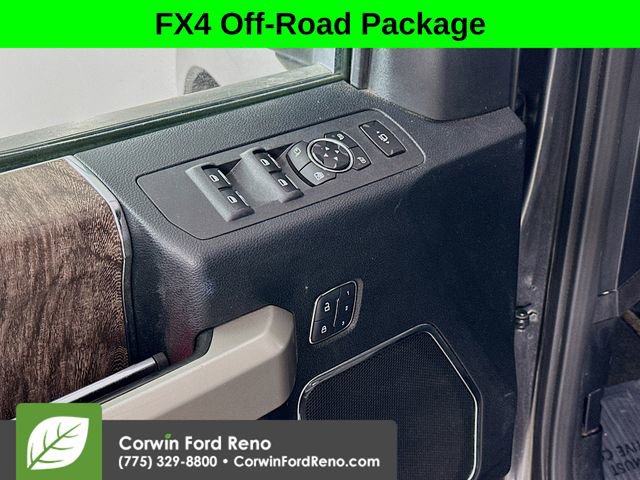 Used 2017 Ford F250 Lariat w/ Lariat Ultimate Package AWD/4WD image 18