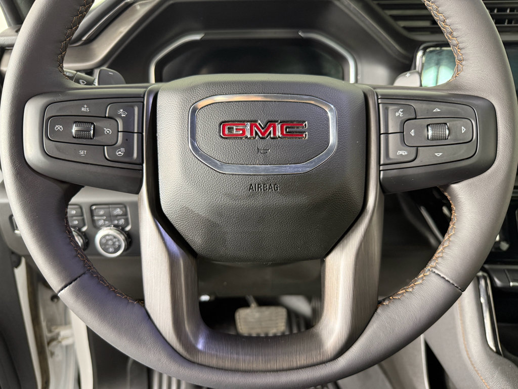 Used 2022 GMC Sierra 1500 AT4 w/ AT4 Preferred Package AWD/4WD image 25