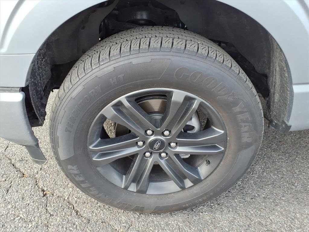 Used 2021 Ford F150 XLT w/ Equipment Group 302A High image 9