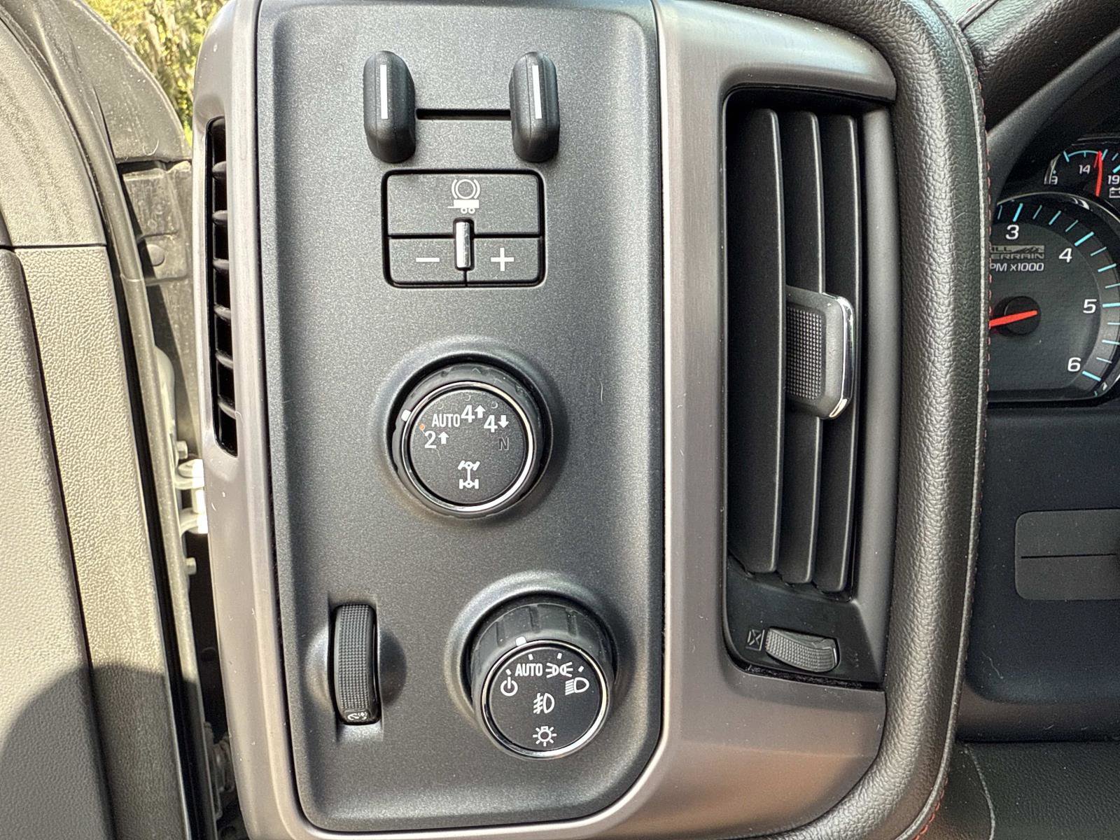 Used 2017 GMC Sierra 1500 SLT image 30