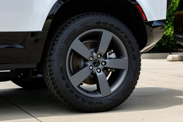 New 2026 Land Rover Defender 110 X-Dynamic SE AWD/4WD image 64