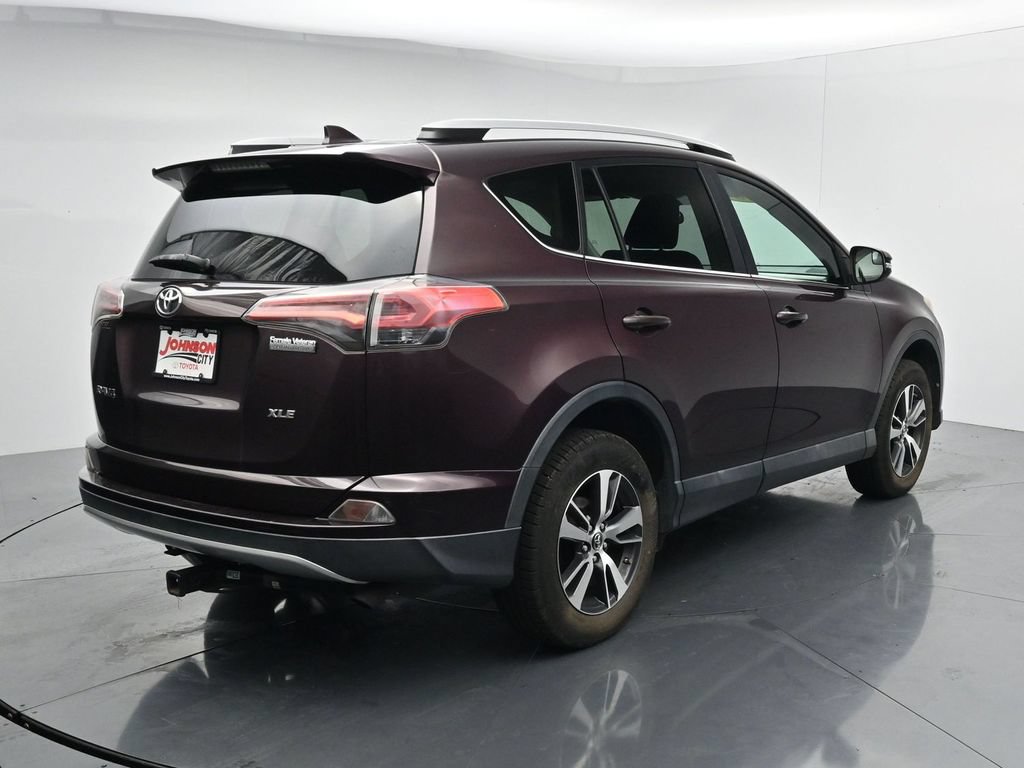 Used 2016 Toyota RAV4 XLE FWD image 7
