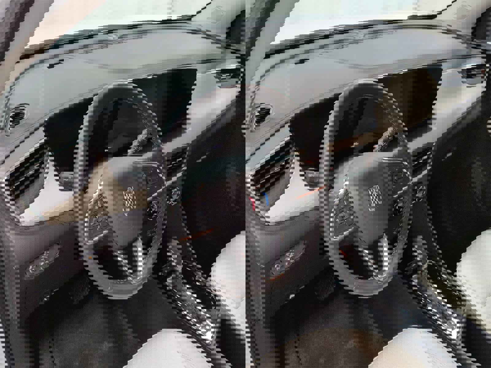 Used 2025 Buick Encore GX Preferred w/ Comfort Package image 10