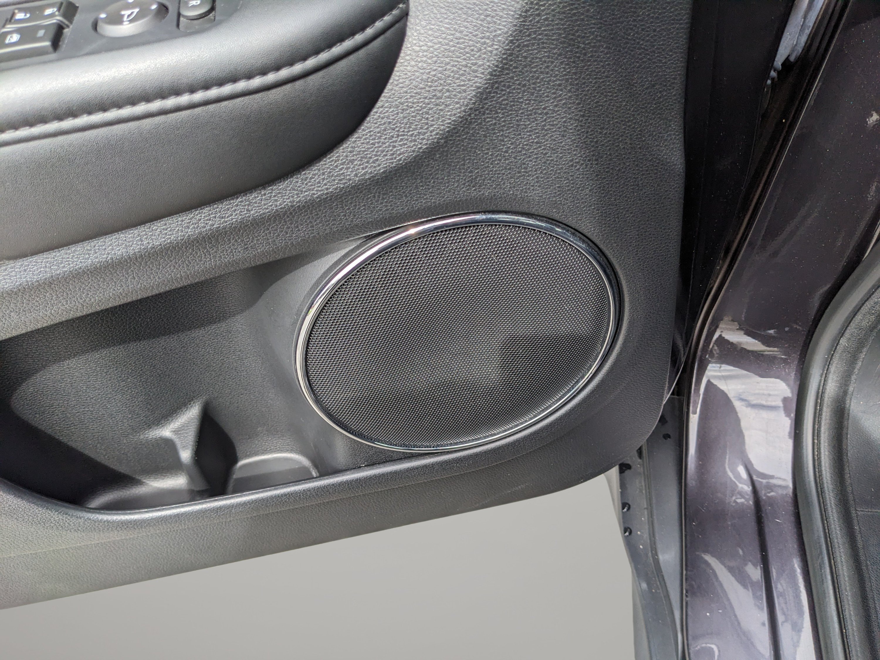 Used 2018 Honda HR-V EX-L image 21