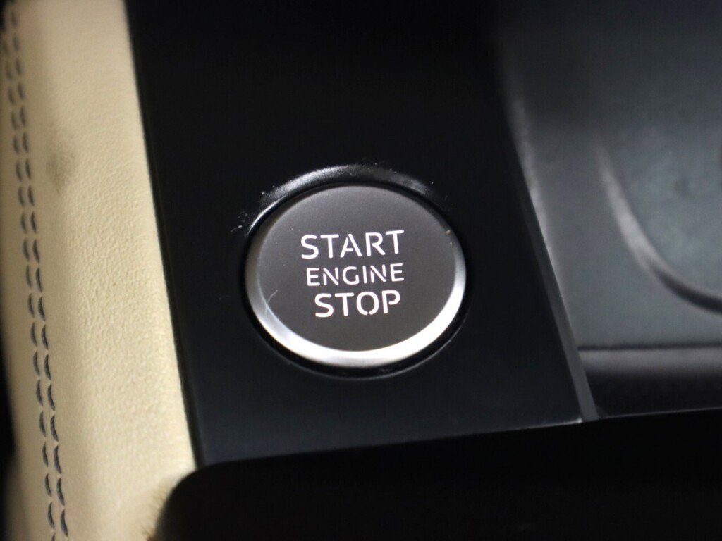 Used 2020 Audi A4 2.0T Premium Plus w/ Premium Plus Package image 24