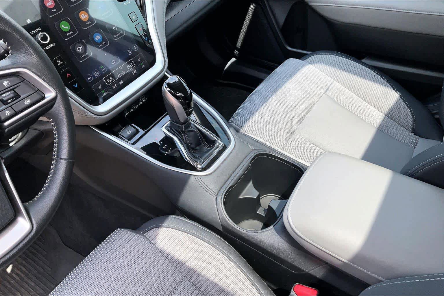 Used 2025 Subaru Outback Premium AWD/4WD image 15