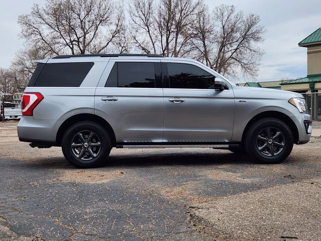 Used 2020 Ford Expedition XLT w/ FX4 Off-Road Package AWD/4WD image 4