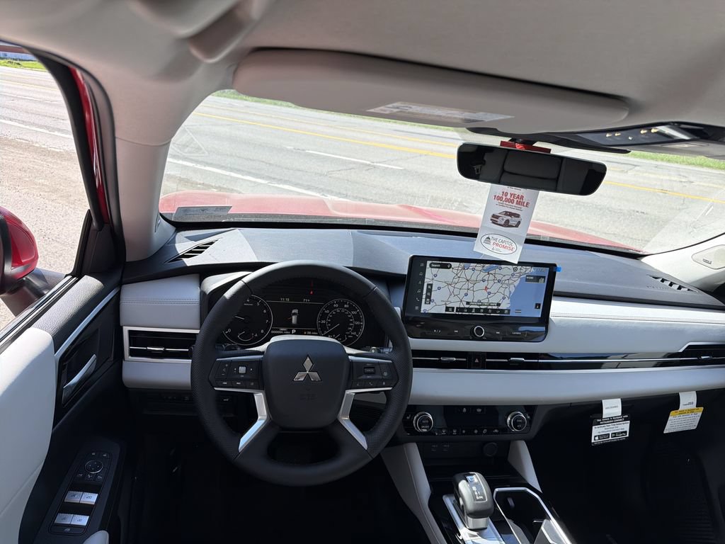 New 2026 Mitsubishi Outlander SE AWD/4WD image 13