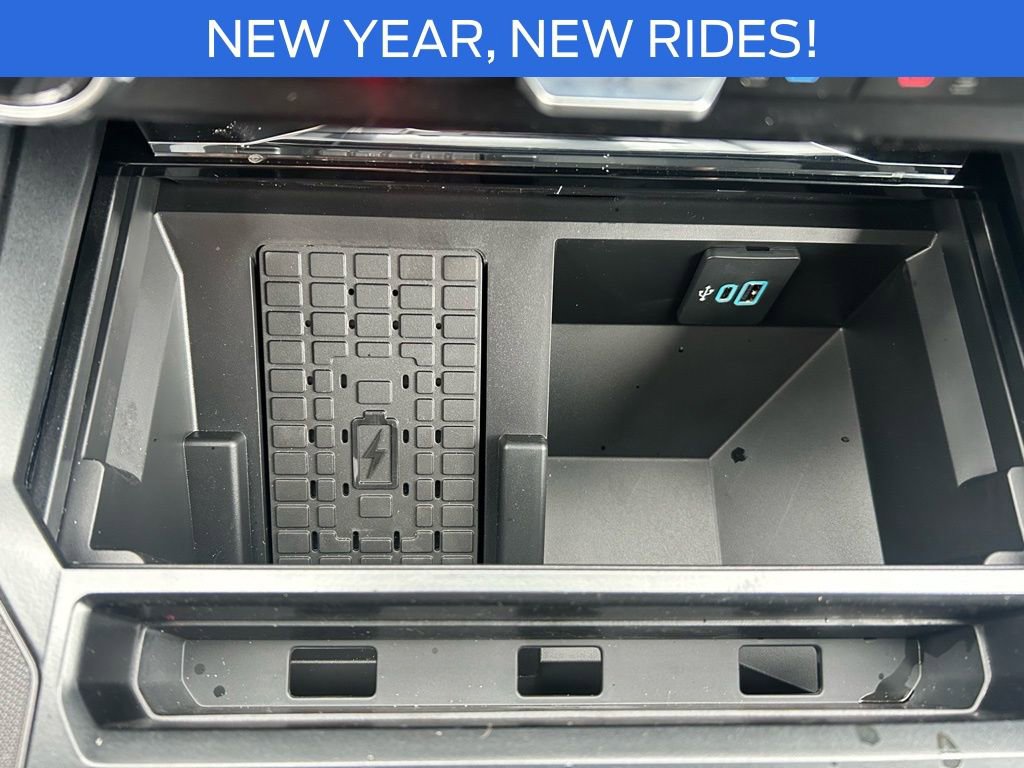 New 2026 Ford F550 4x4 Crew Cab Super Duty w/ Snow Plow Prep Package image 32
