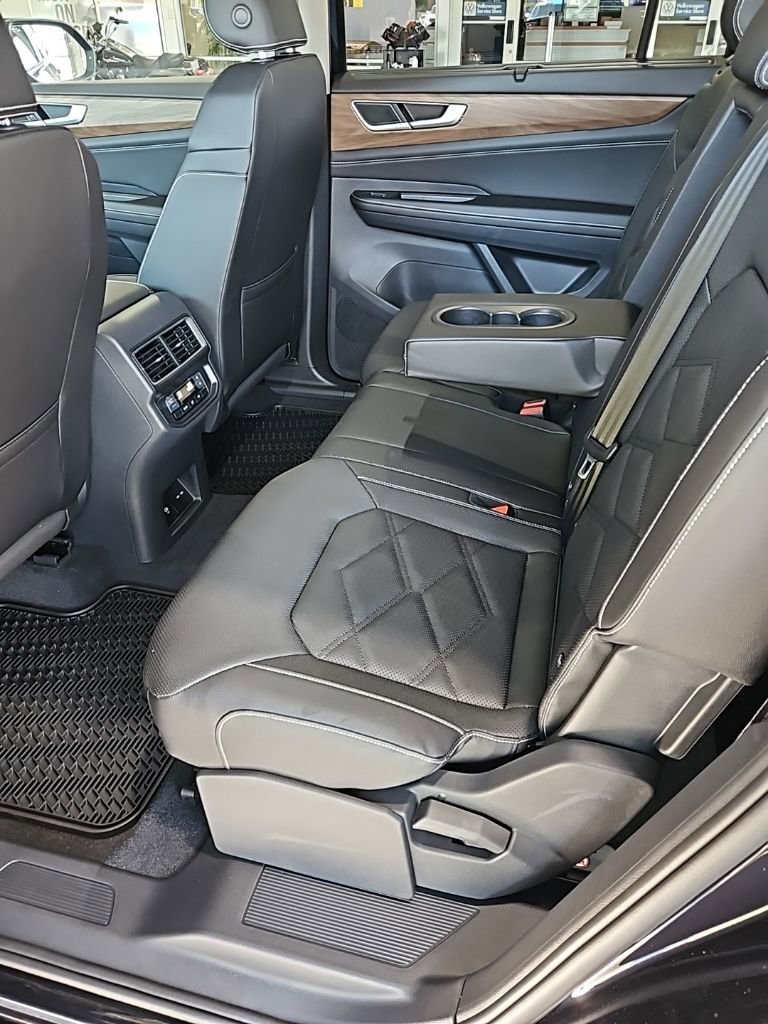 New 2026 Volkswagen Atlas SE image 25