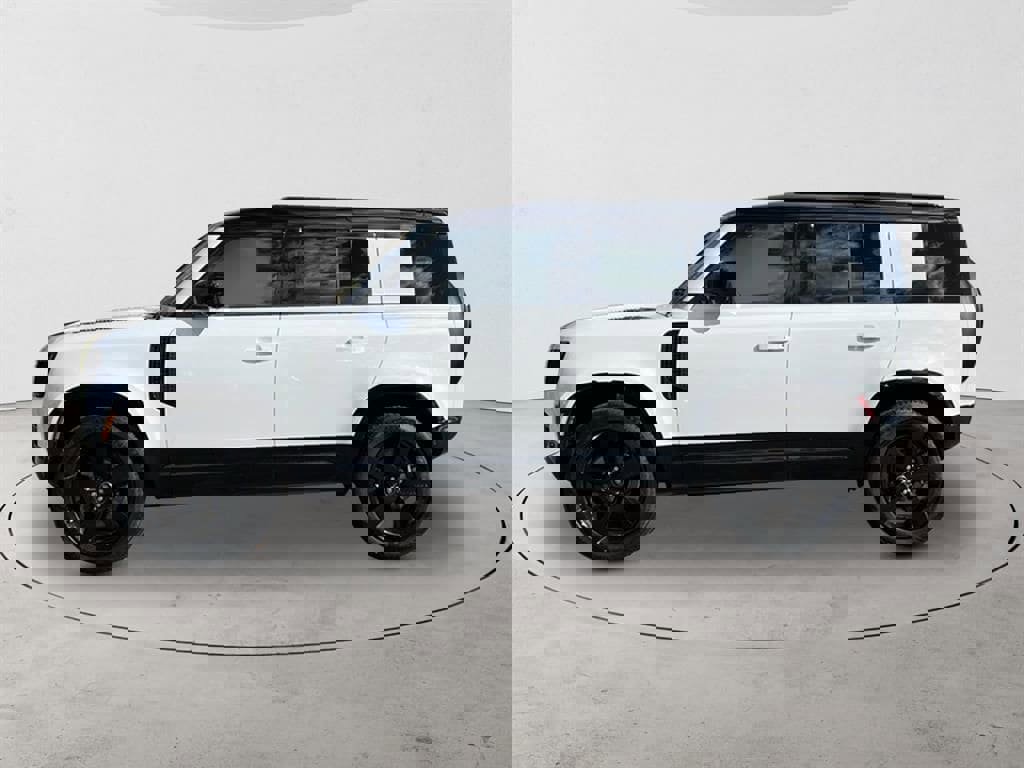 New 2025 Land Rover Defender 110 X-Dynamic SE image 2