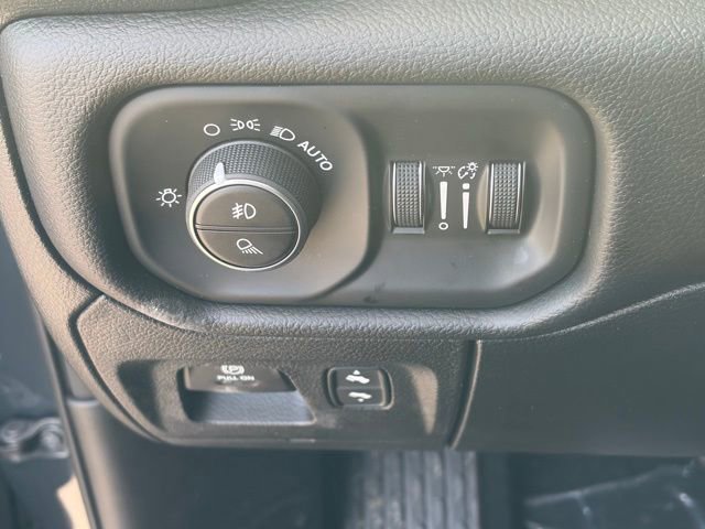 New 2026 RAM 1500 Rebel w/ Rebel Level 2 Equipment Group image 28