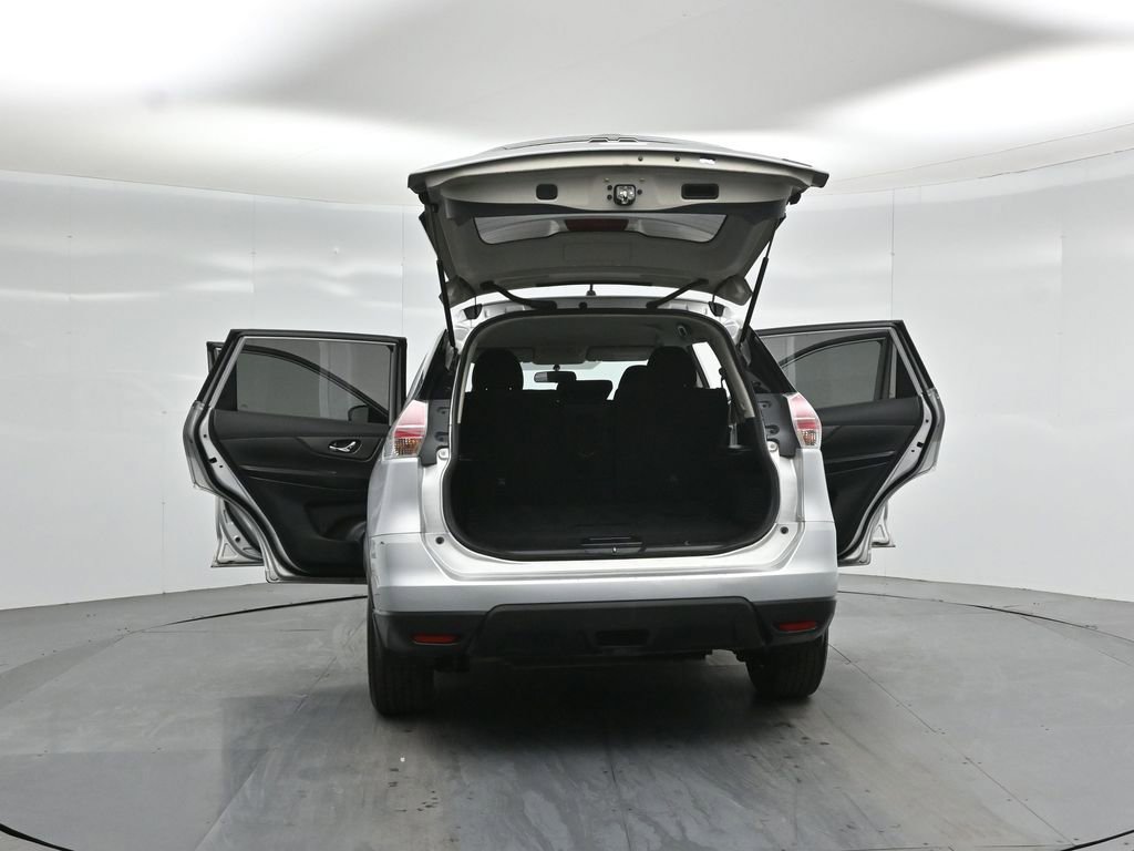 Used 2014 Nissan Rogue S image 31