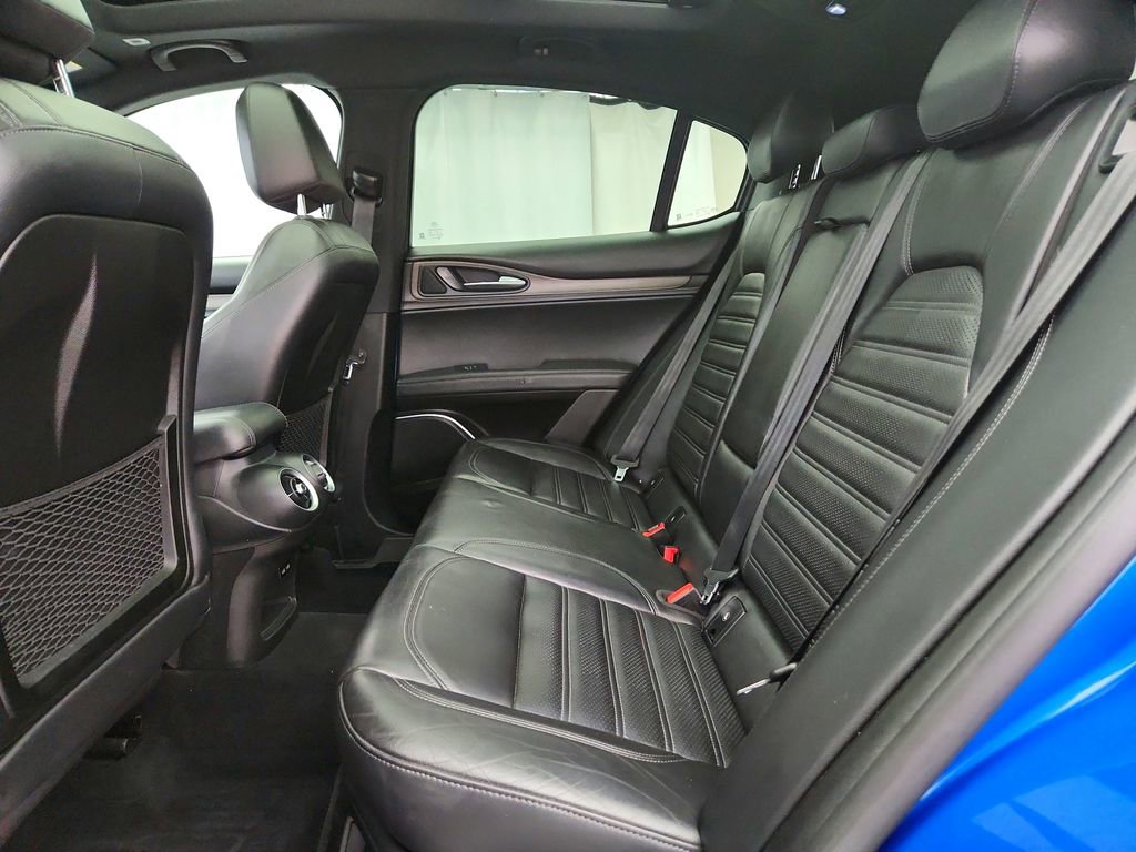 Used 2018 Alfa Romeo Stelvio Ti Sport AWD/4WD image 26