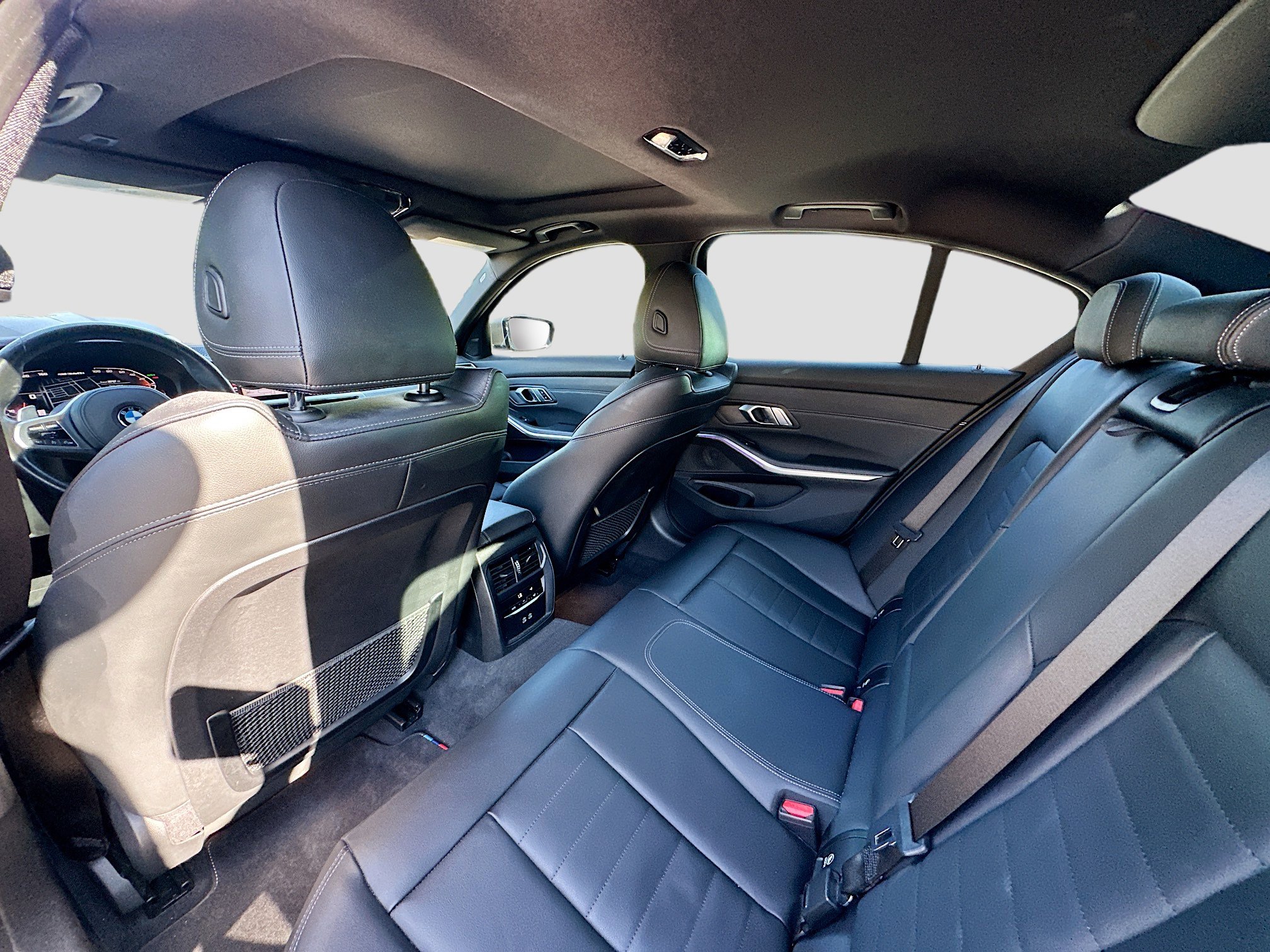 Used 2021 BMW M340i w/ Executive Package image 26