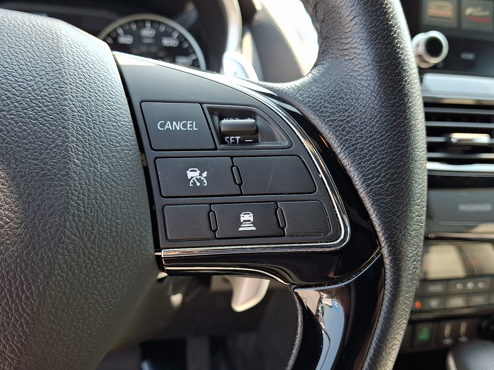 Used 2024 Mitsubishi Eclipse Cross SEL AWD/4WD image 22