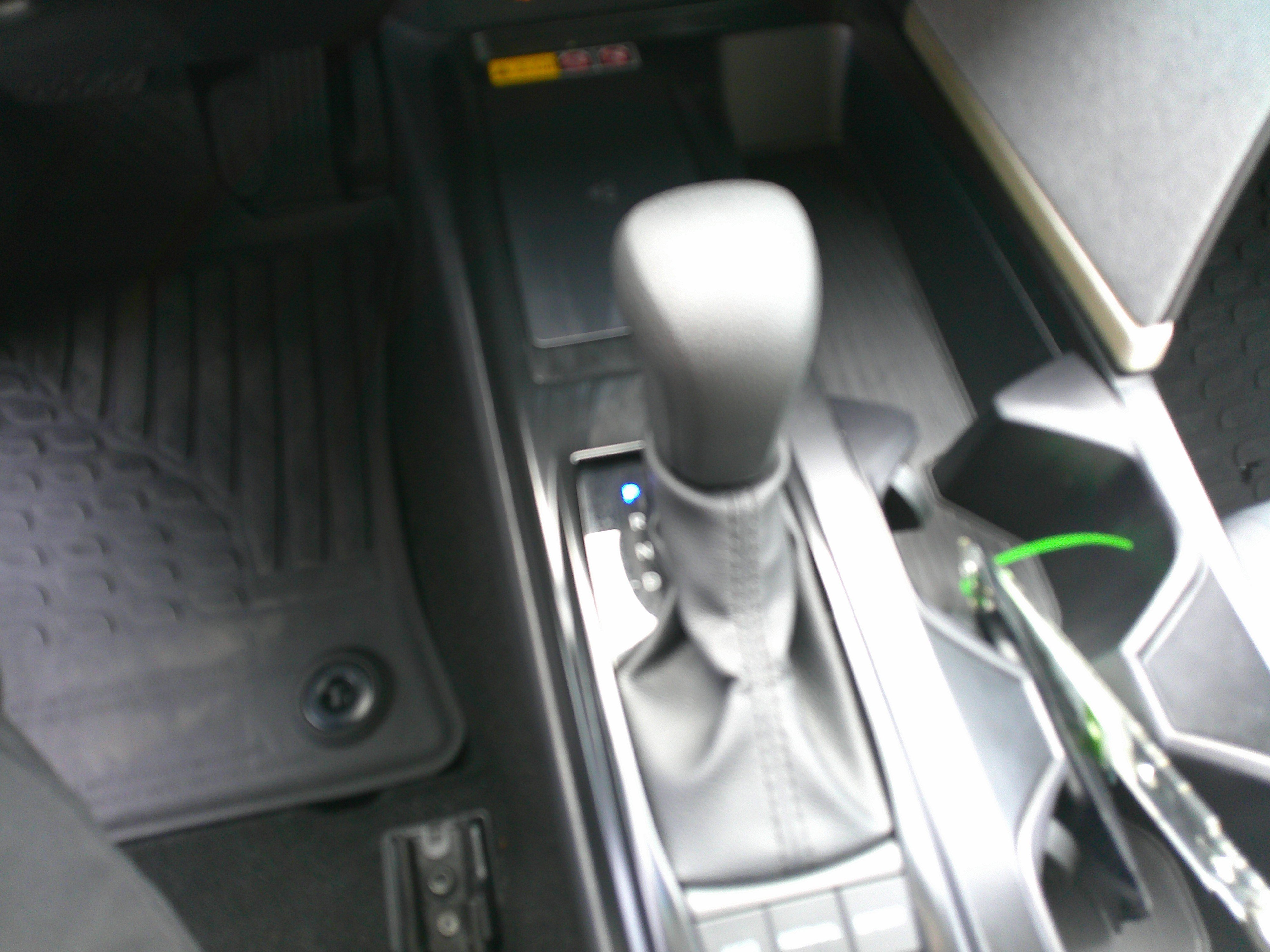 Used 2025 Toyota Camry LE image 27