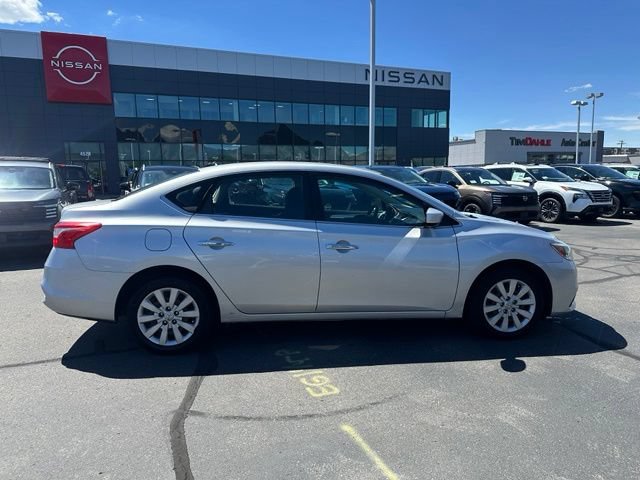 Used 2016 Nissan Sentra S FWD image 13