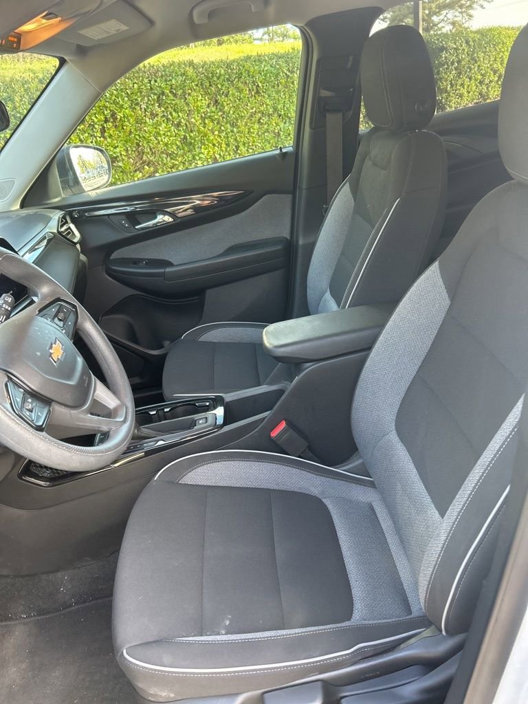 Used 2024 Chevrolet TrailBlazer LS w/ LS Convenience Package image 26