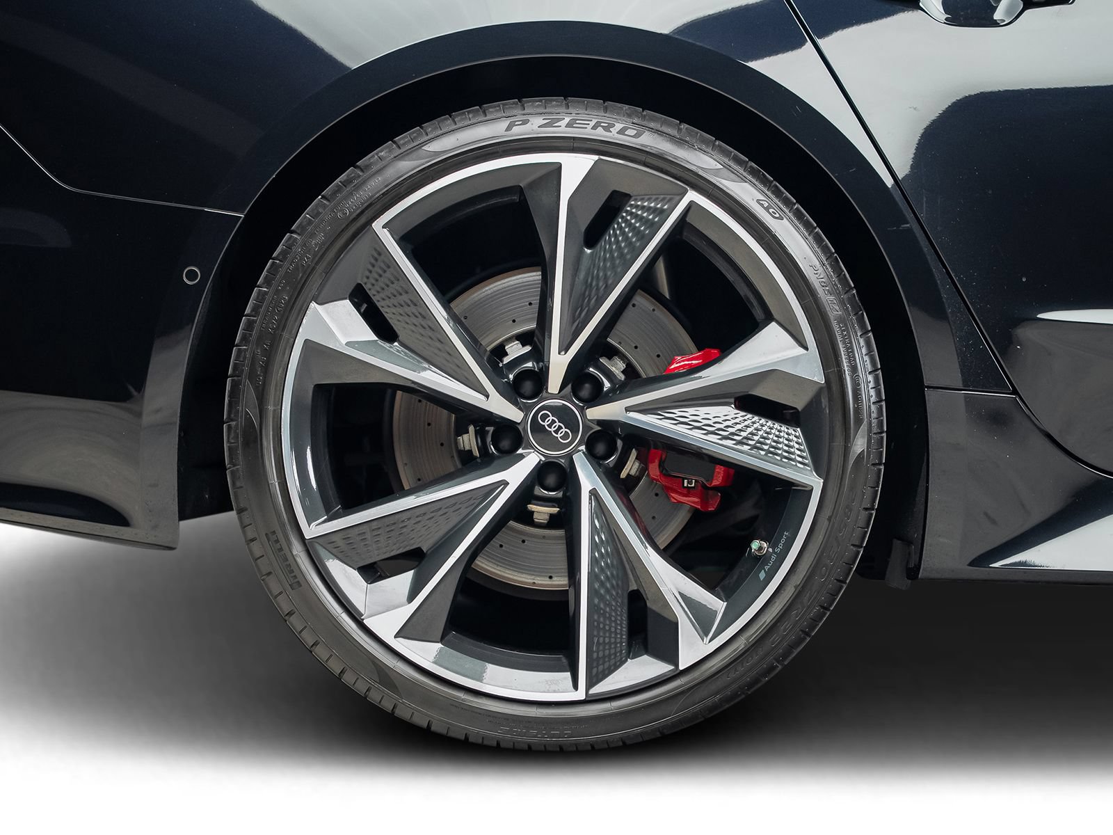 Used 2022 Audi RS 7 Sportback AWD/4WD image 33
