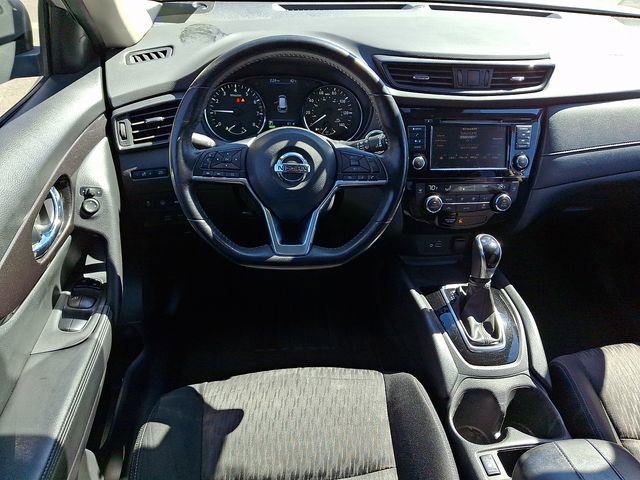 Used 2019 Nissan Rogue SV image 11