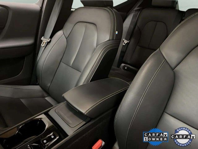 Used 2025 Volvo XC40 B5 Plus image 63