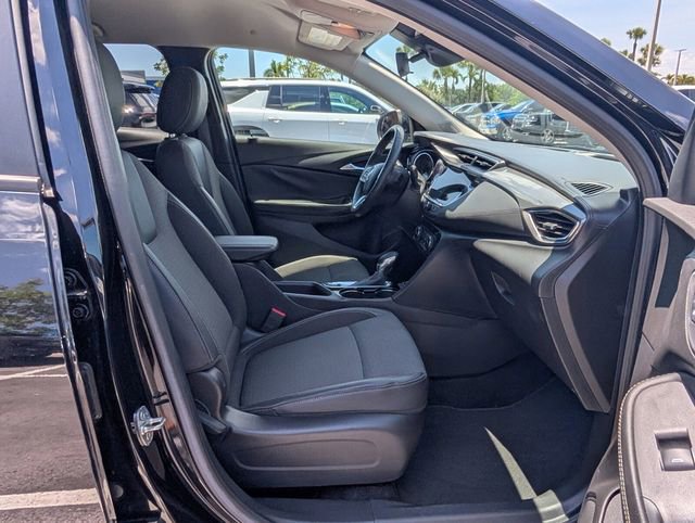 Used 2022 Buick Encore GX Preferred w/ Cold Weather Comfort Package FWD image 18